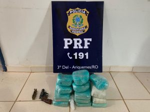 Droga apreendida PRF Ariquemes (Fotos: Divulgação/PRF)